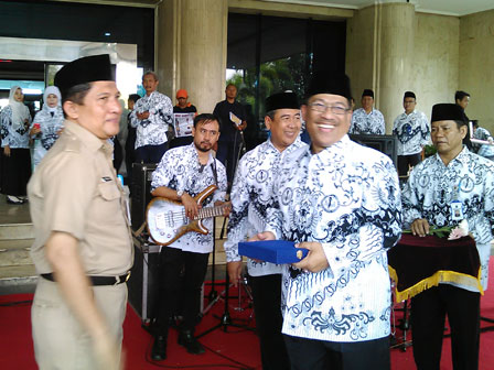 Pencarian PGRI Kab. Luwu - Persatuan Guru Republik Indonesia Cabang Kab. Luwu